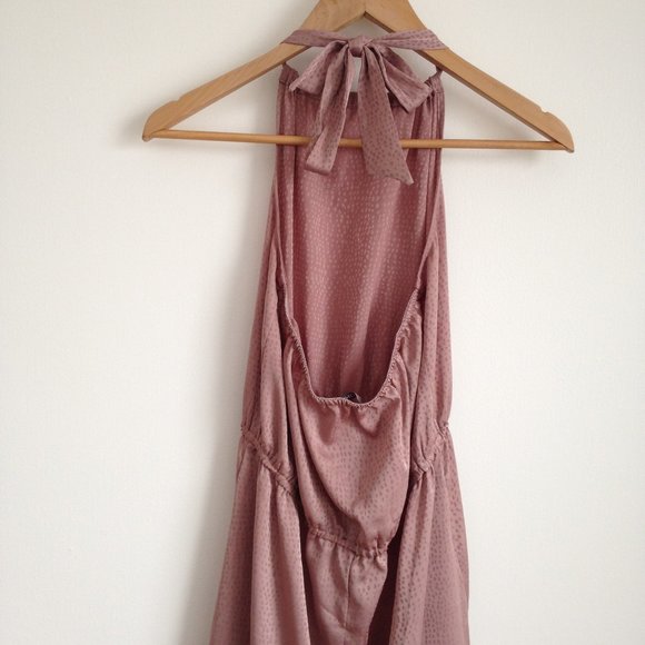 ✨HP✨ Only - Blush Halterneck Dress - Picture 10 of 15